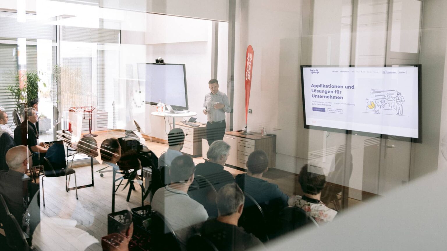 teccle group Wir denken ITServices neu.